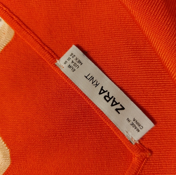 ZARA knit orange tank top with scalloped edge - Picture 3 of 3